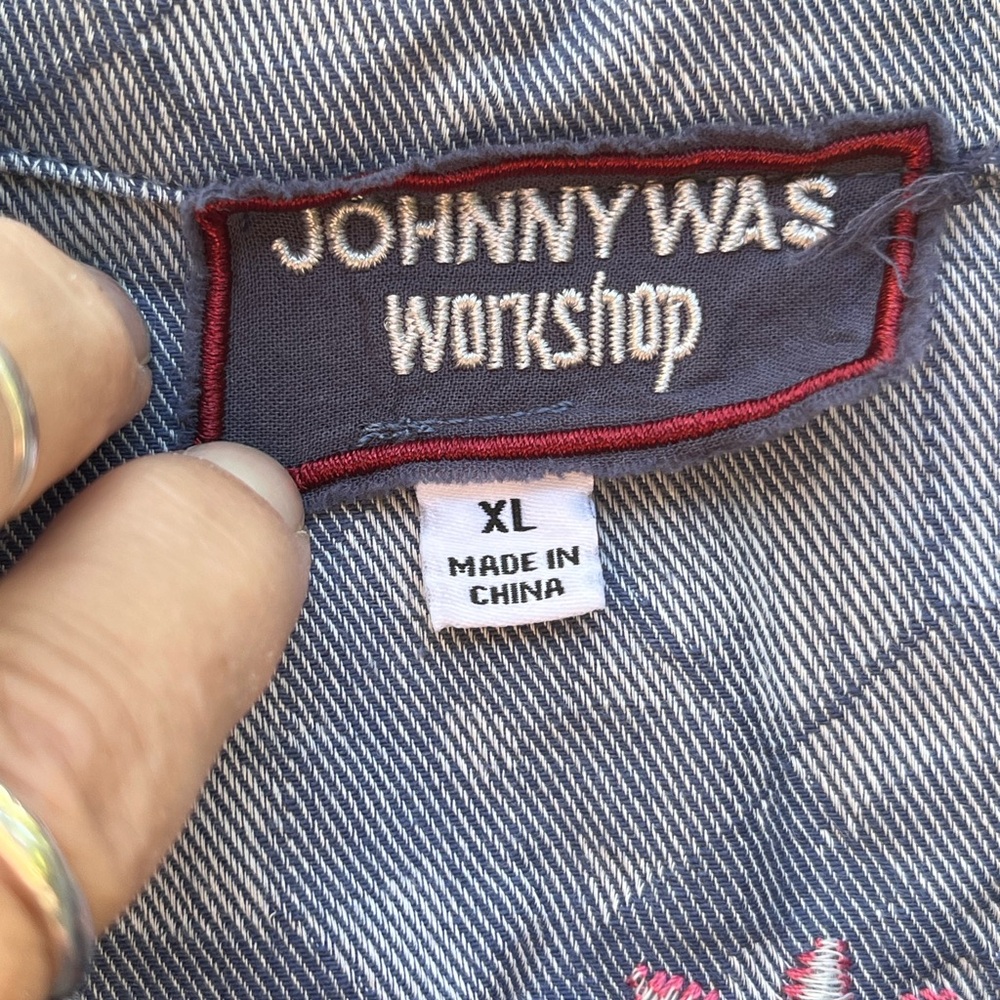 Johnny Was Blue Denim Button Detail - Picture 6 of 6